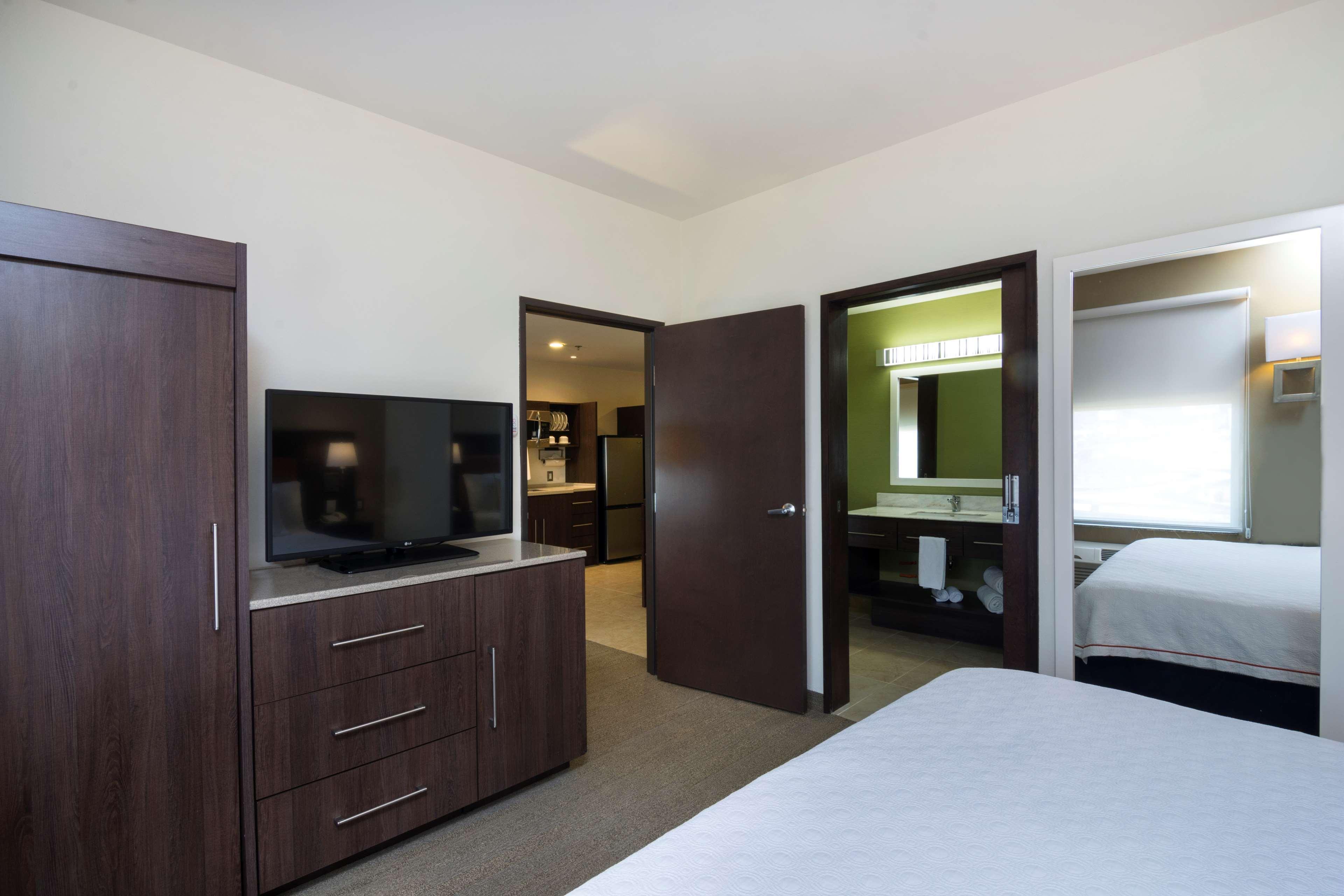 Homewood Suites By Hilton Queretaro Jurica Eksteriør billede