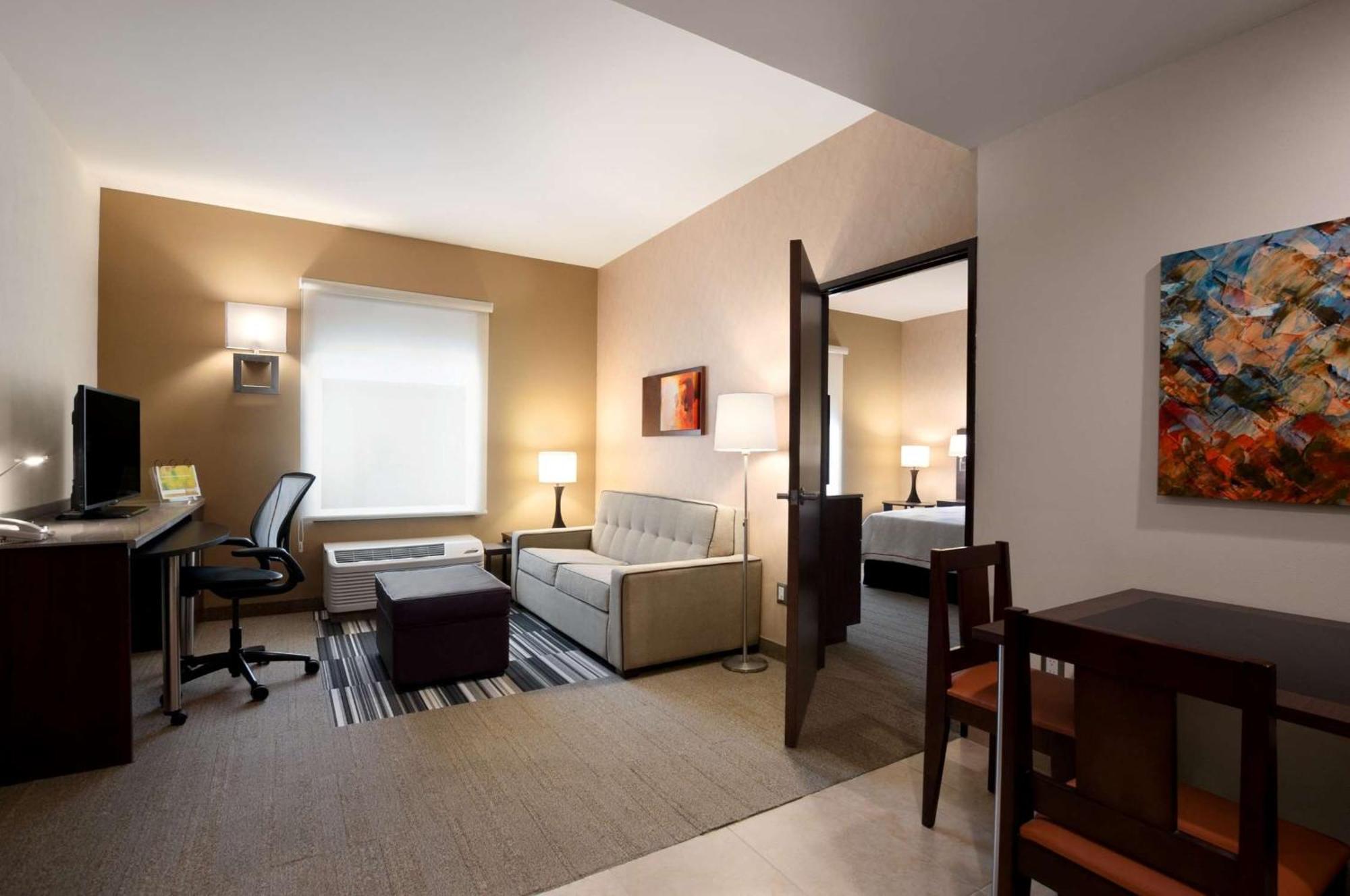 Homewood Suites By Hilton Queretaro Jurica Eksteriør billede