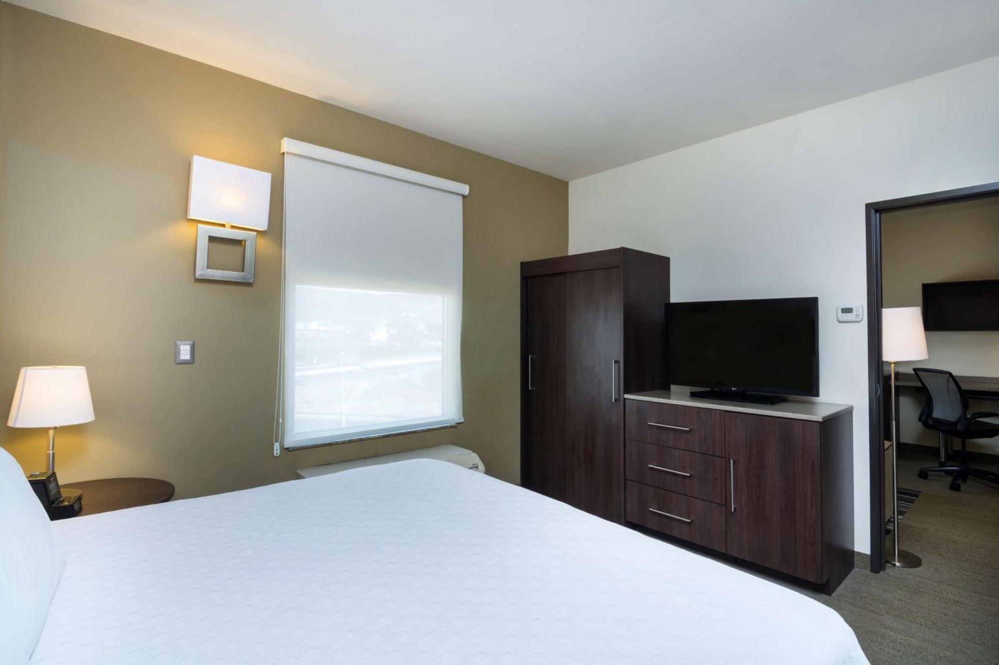Homewood Suites By Hilton Queretaro Jurica Eksteriør billede